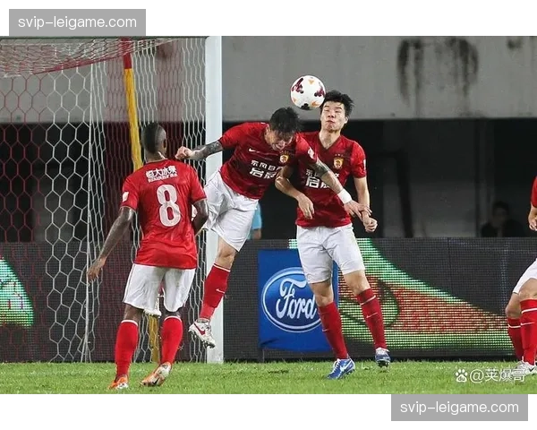 迈尼昂门将失误致失球 米兰门神状态出现波动