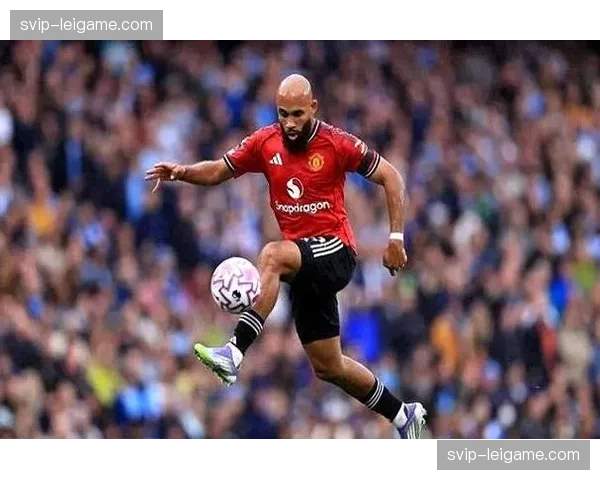 曼联门将新援拉门斯4次关键扑救 红魔后防升级获数据支撑